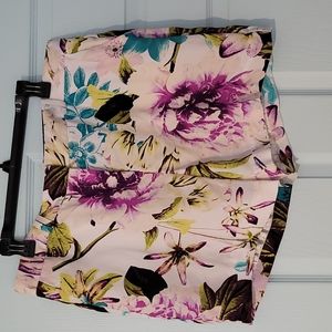 NWT tropical floral lightweigh shorts